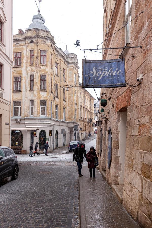 Ferienwohnung Romari Лесі Українки Lemberg Exterior foto
