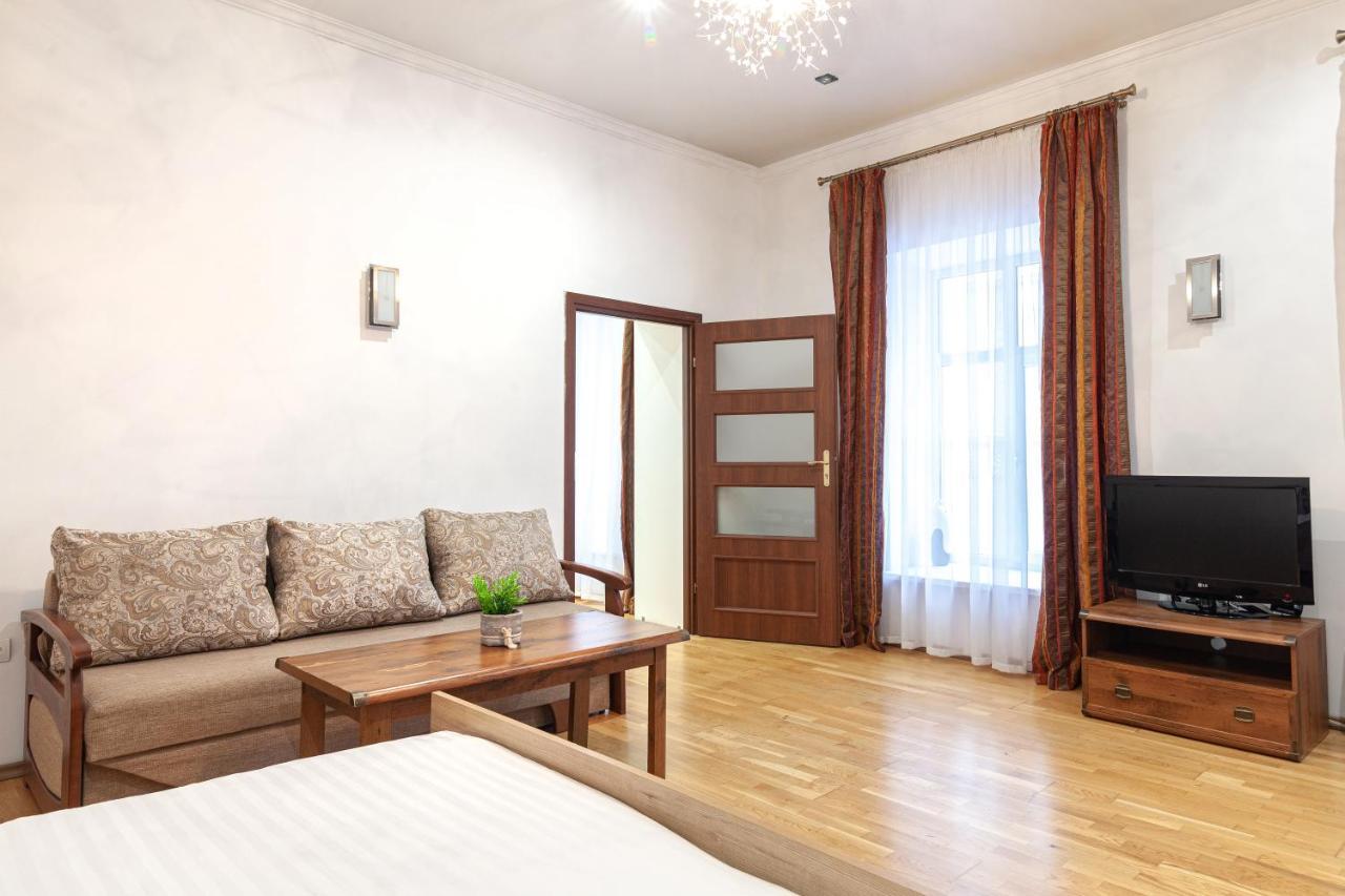 Ferienwohnung Romari Лесі Українки Lemberg Exterior foto